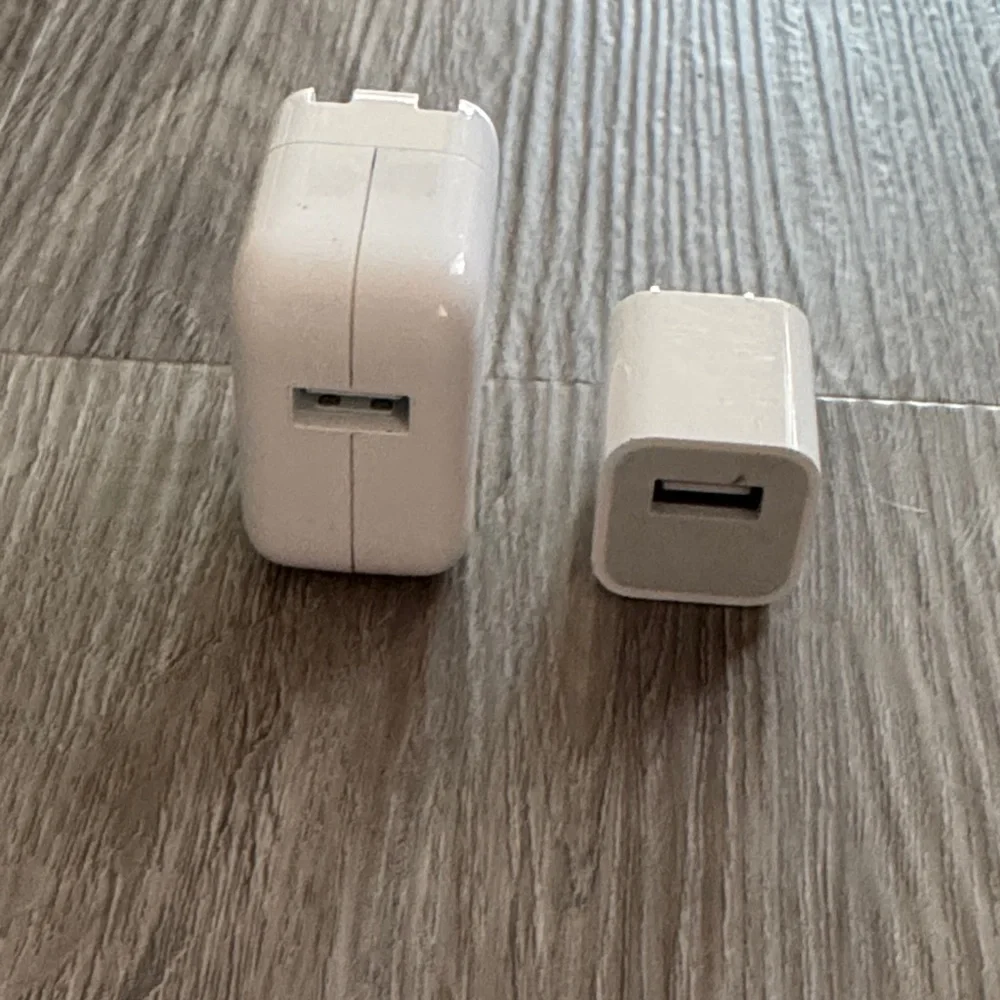Apple USB Power Adapter